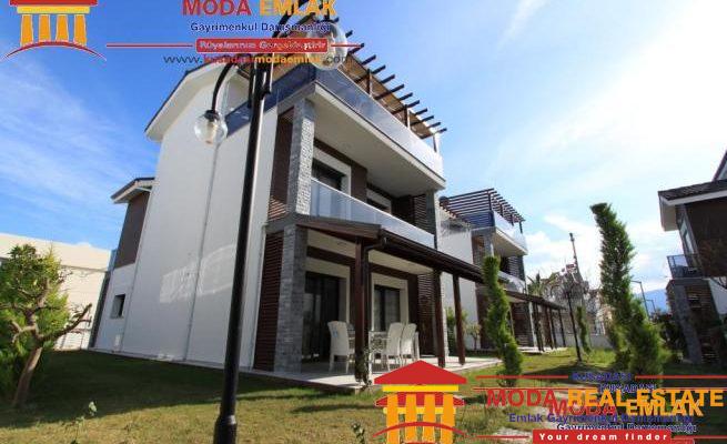 4 bedroom villa for sale